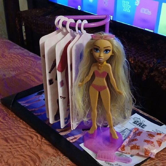 Fashion Doll with Blonde Hair and Pink Outfit - Picture 1 of 5